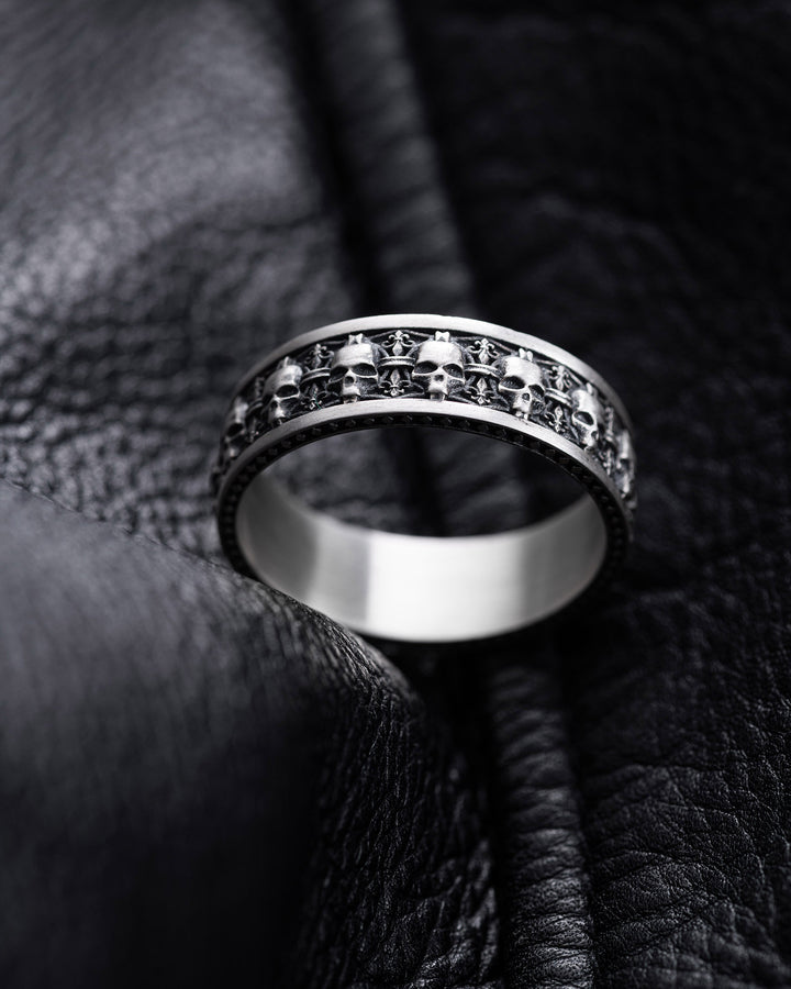 Silver ring MEMENTO MORI