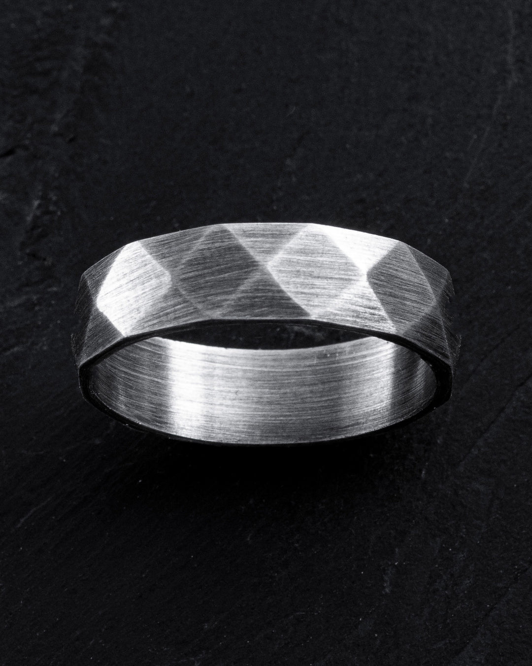 f5e20ba1d129476bd451954f21bb9335