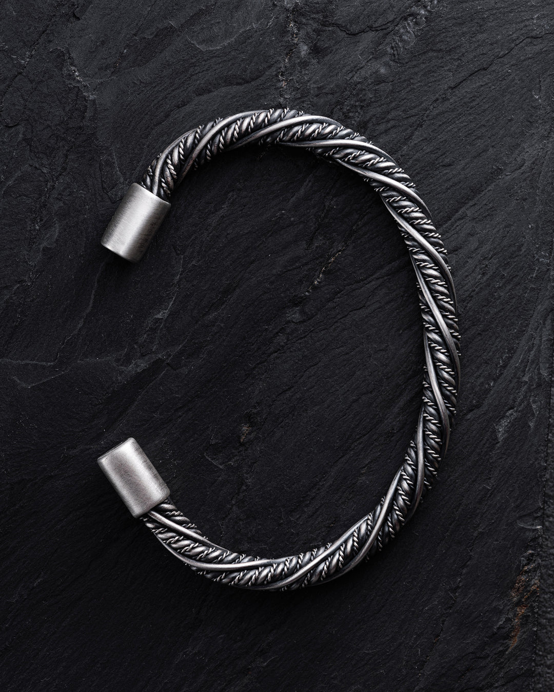 d9e972b19a9bdb61443cb36cd520fbab