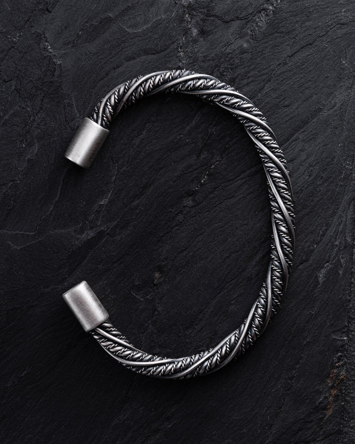 d9e972b19a9bdb61443cb36cd520fbab