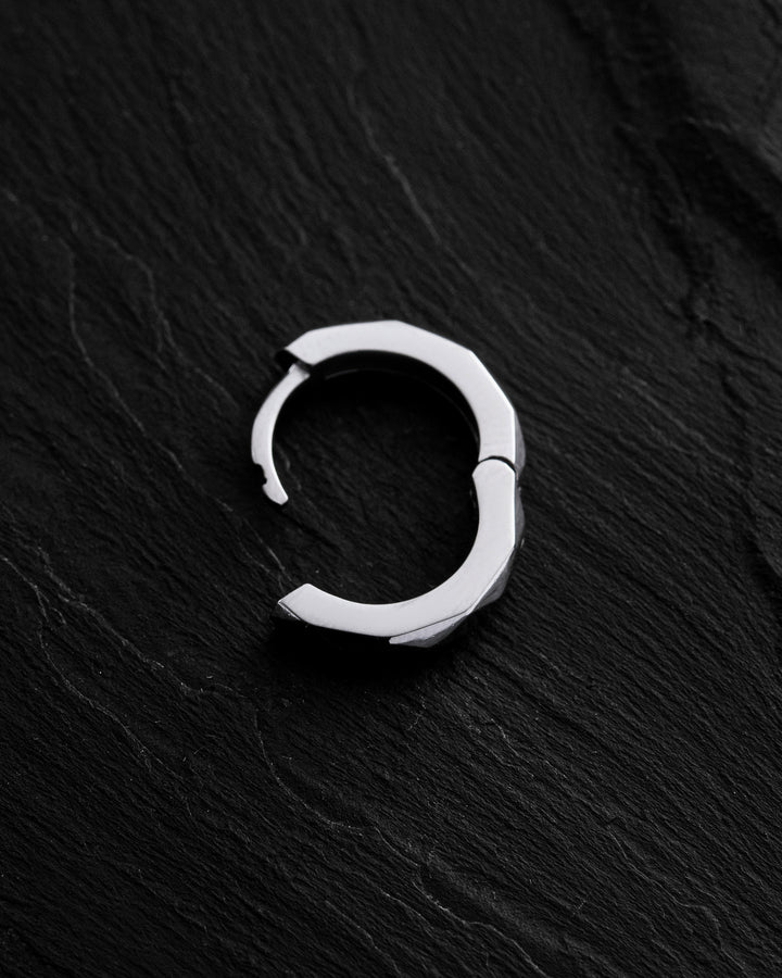 14k white gold single earring FLASH