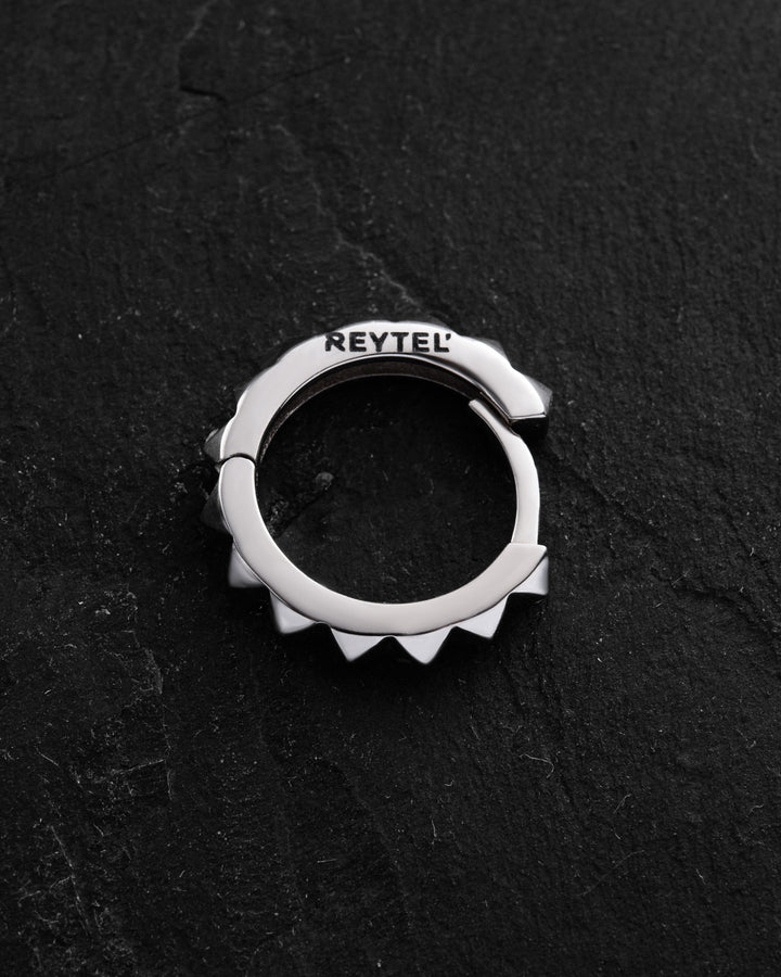 14k white gold single earring HARD