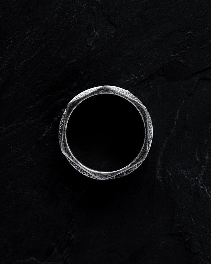 b7b703f972a098caca72178ba1d9988e