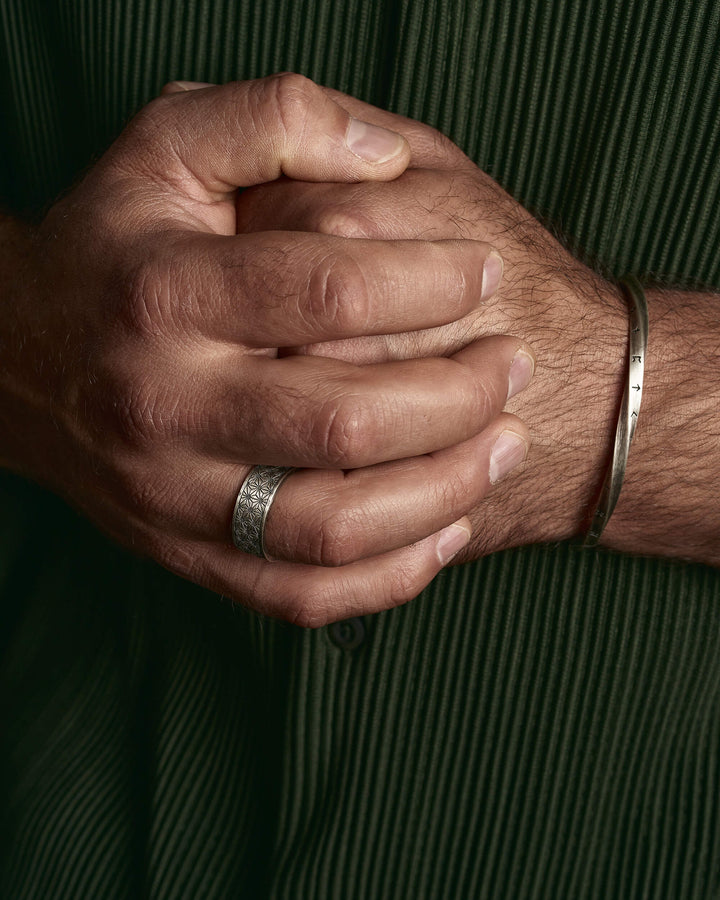 e131b4a2e53a60382779a4a0b9980012