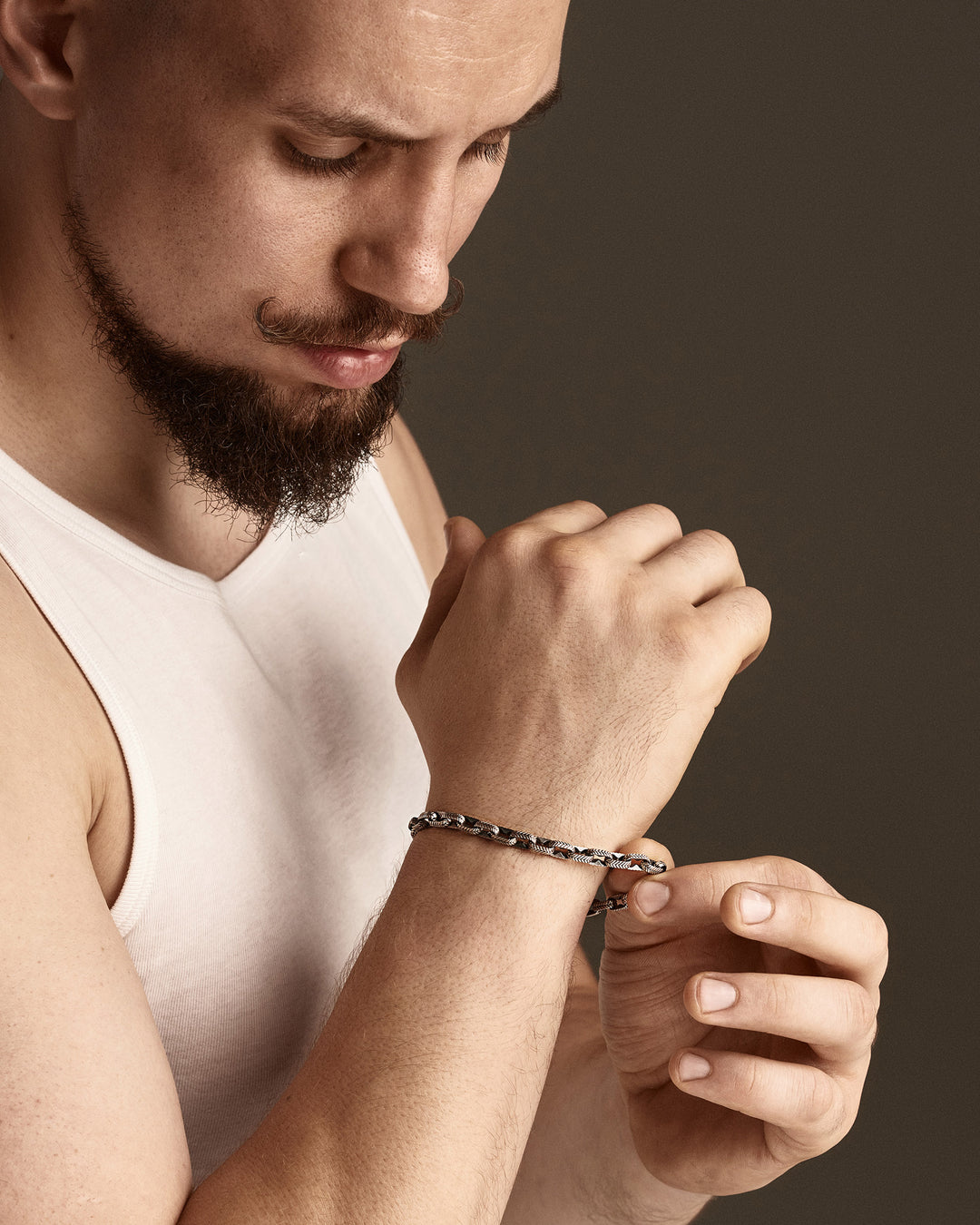 fa9716e65e963a0ea968f8d24f883386