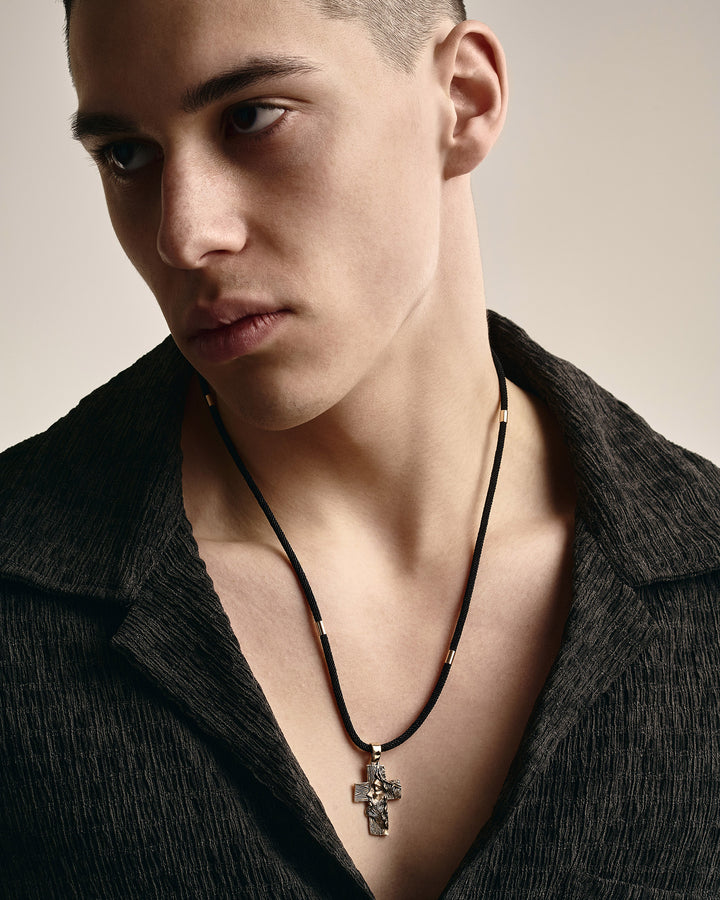 Seam cord with 14k rose gold inserts