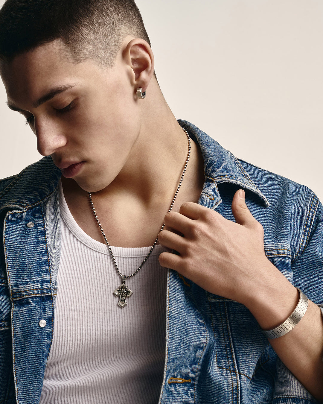 Silver earring-circle MOER