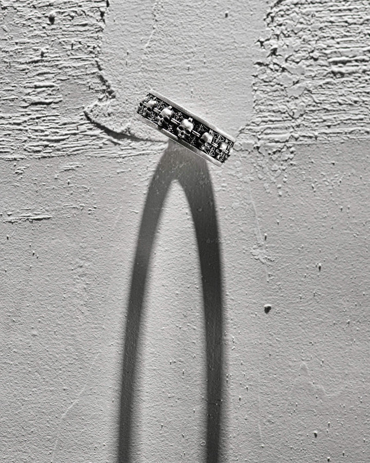 Silver ring MEMENTO MORI