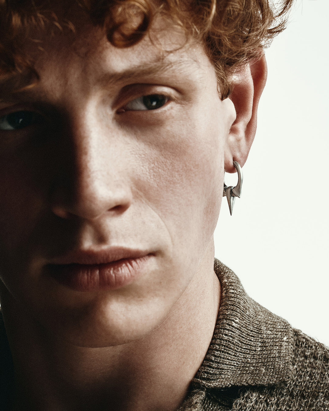 Silver single earring WANDERER