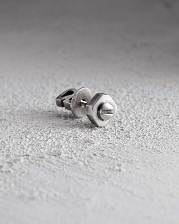 Silver mono - earring SINGULA