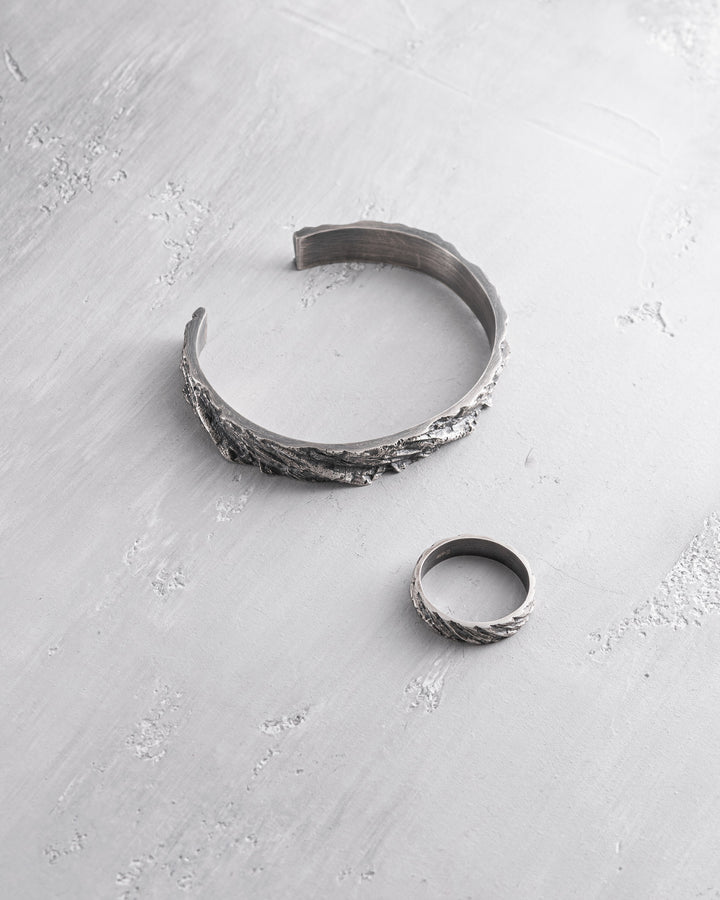 4be5c92ee332a1c289501888fc95d951