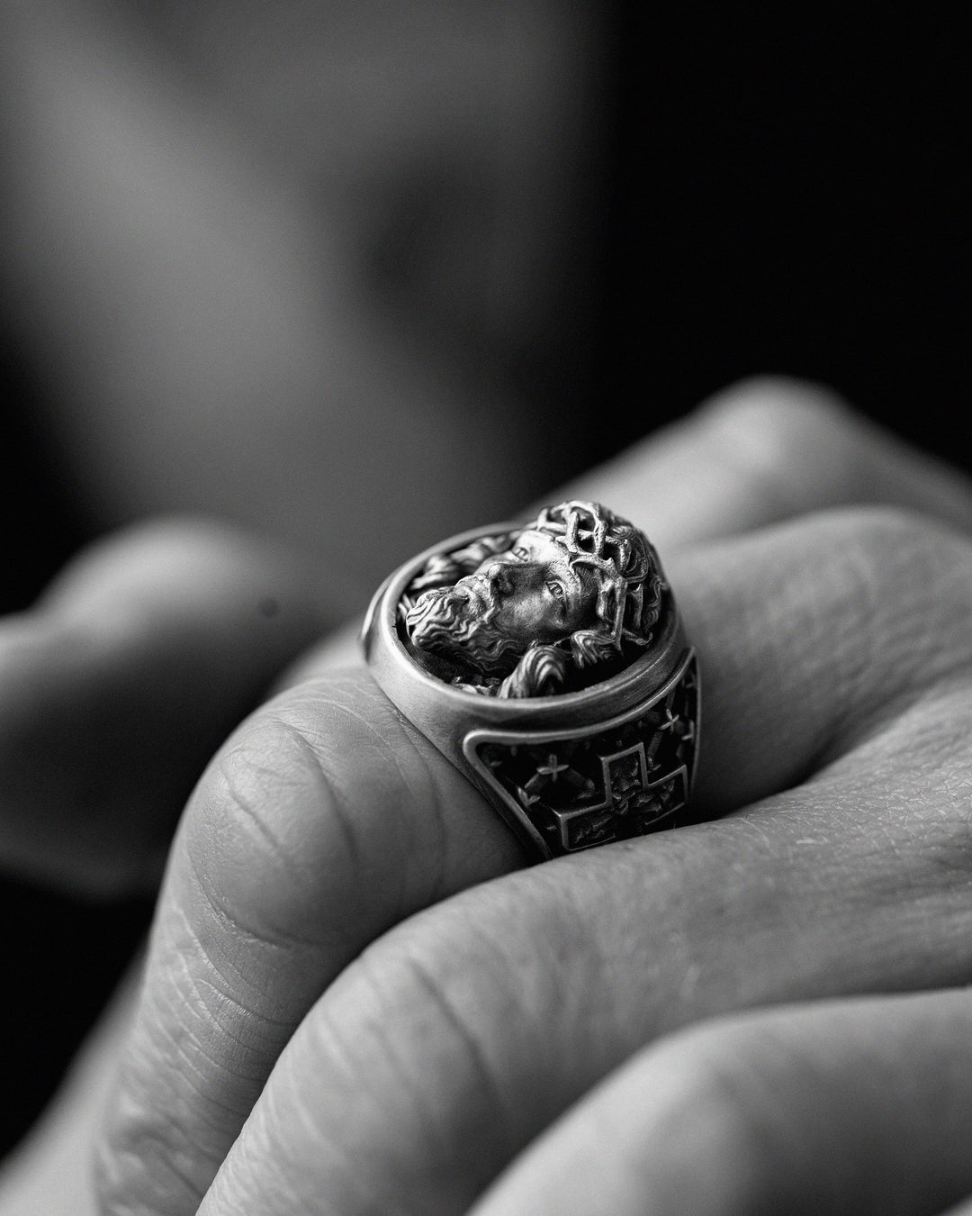 90e1f95602f7614f564cbeaf5e49aaa6