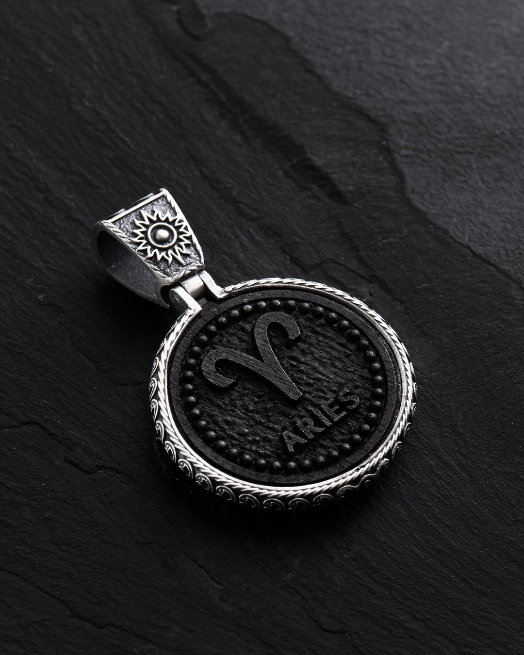 0b2502f3425a7fcb2cb28b8f59a5b19f