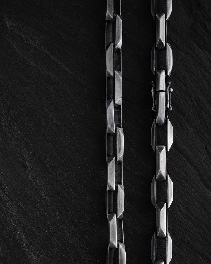 81a8b98f3650b2748a1ff6f0935fce7c