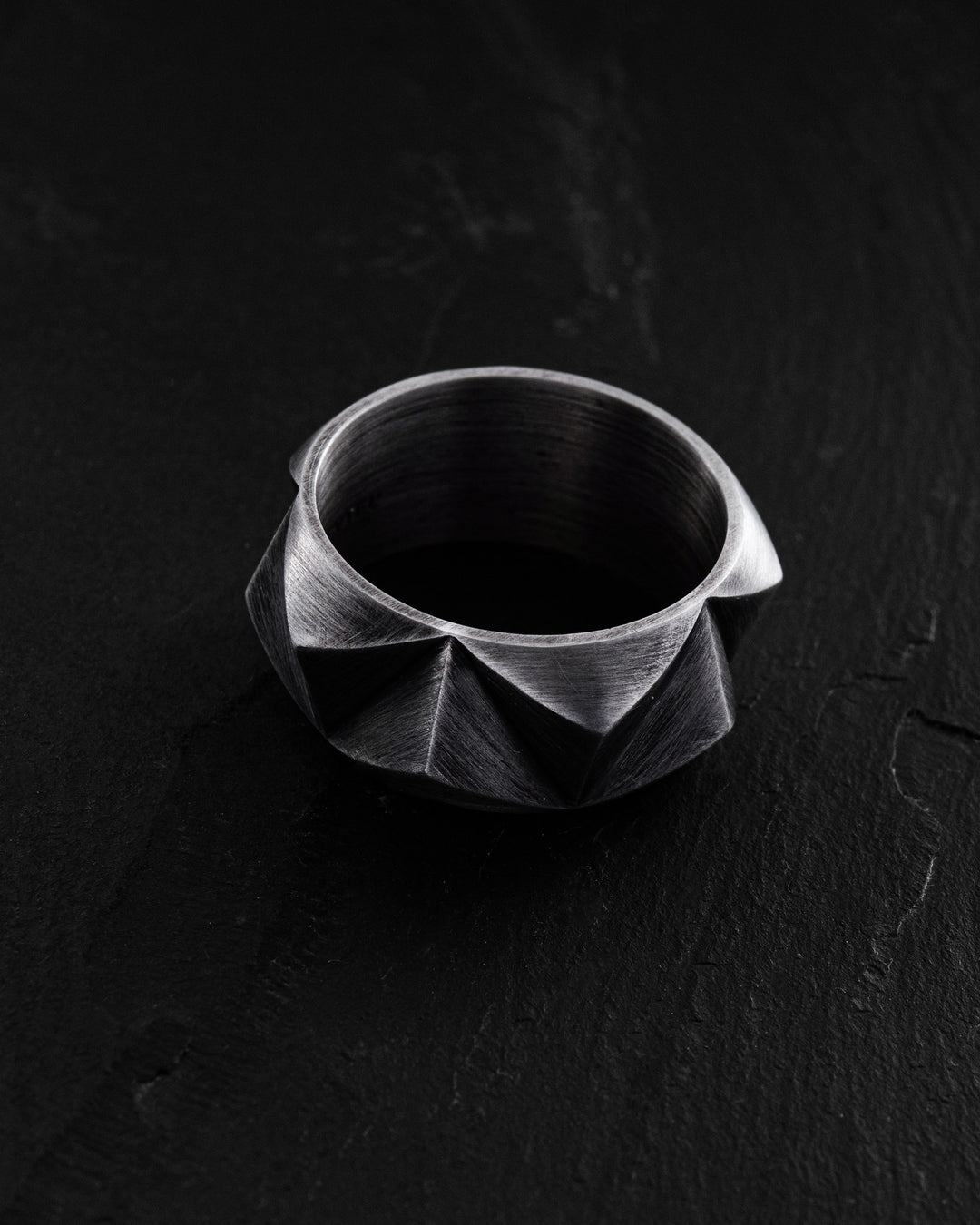 Silver ring TRIEDRE