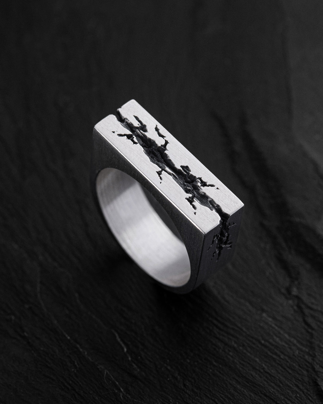 Silver ring FRACTURE