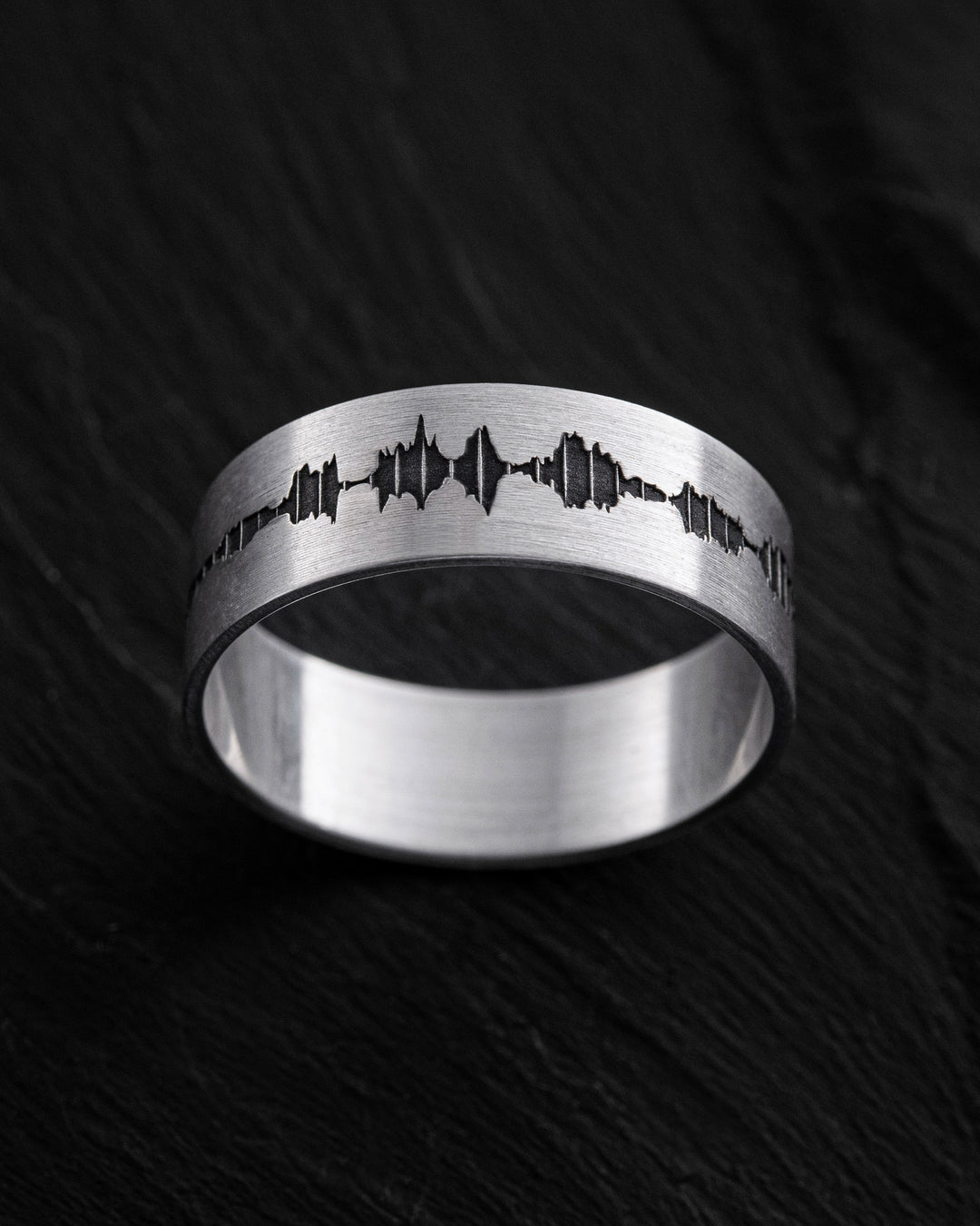 Silver ring SOUNDWAVE ENGRAVING