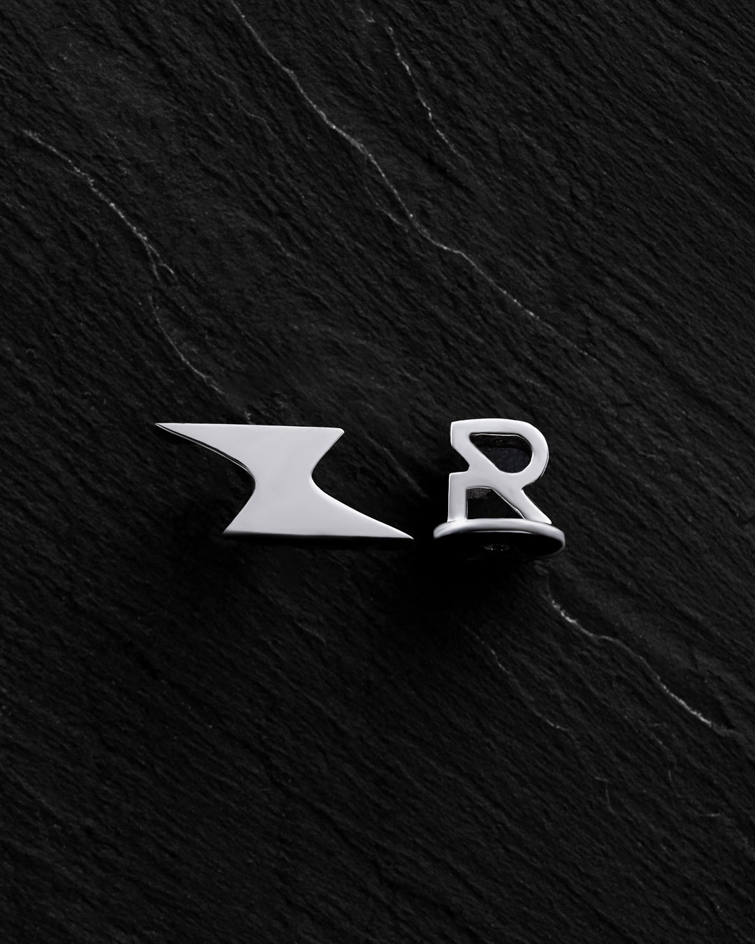 14k white gold single earring LIGHTNING