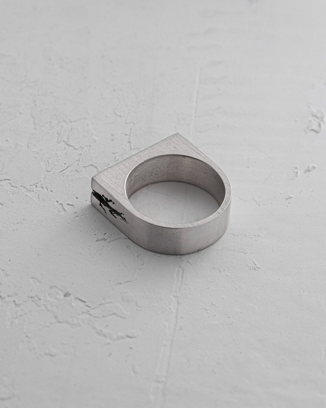 Silver ring FRACTURE