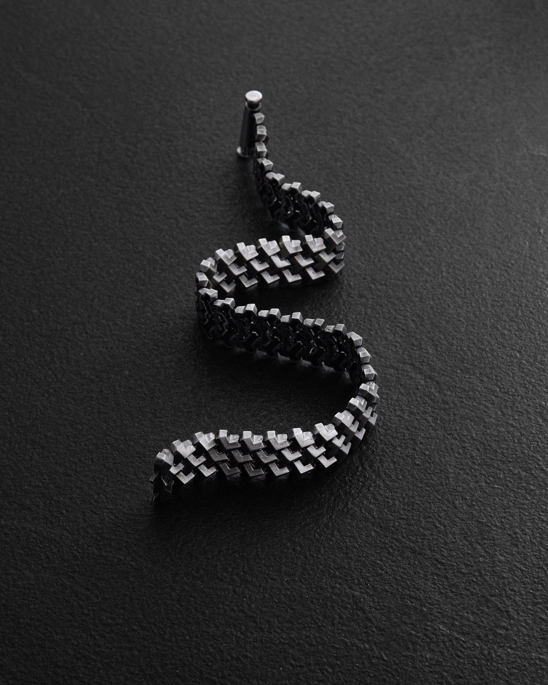 Silver bracelet DOOLHOF