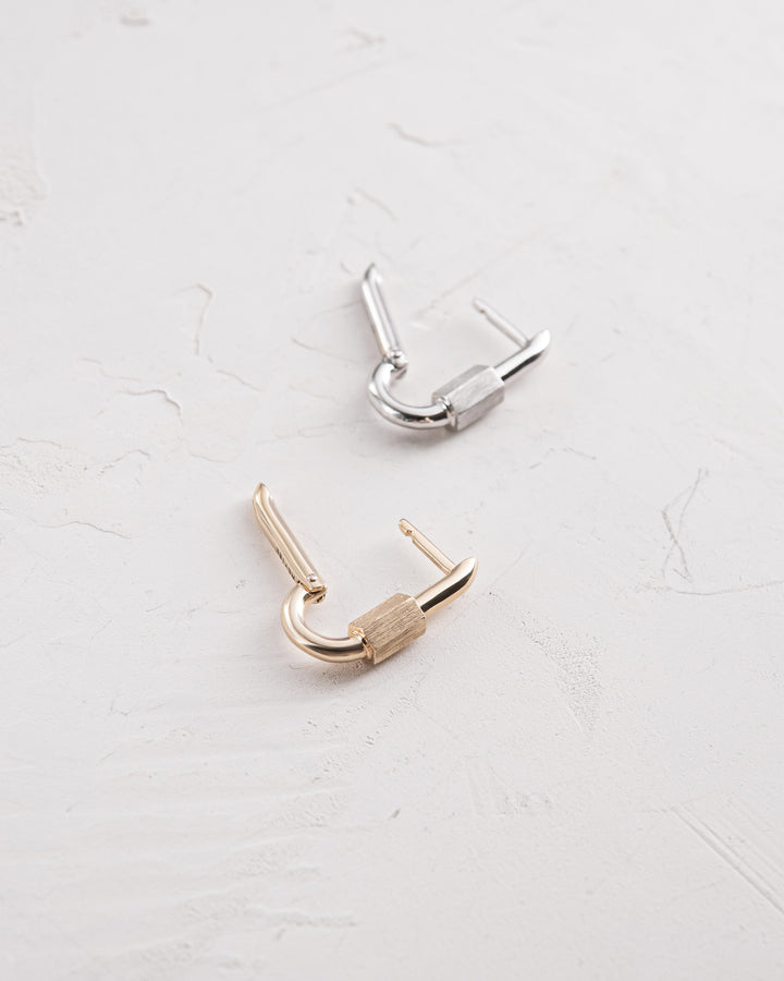 24c5e13bb20116b25ee89bccd6b14758