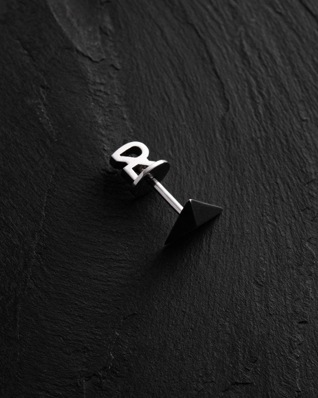 14k white gold single earring PYRAMID