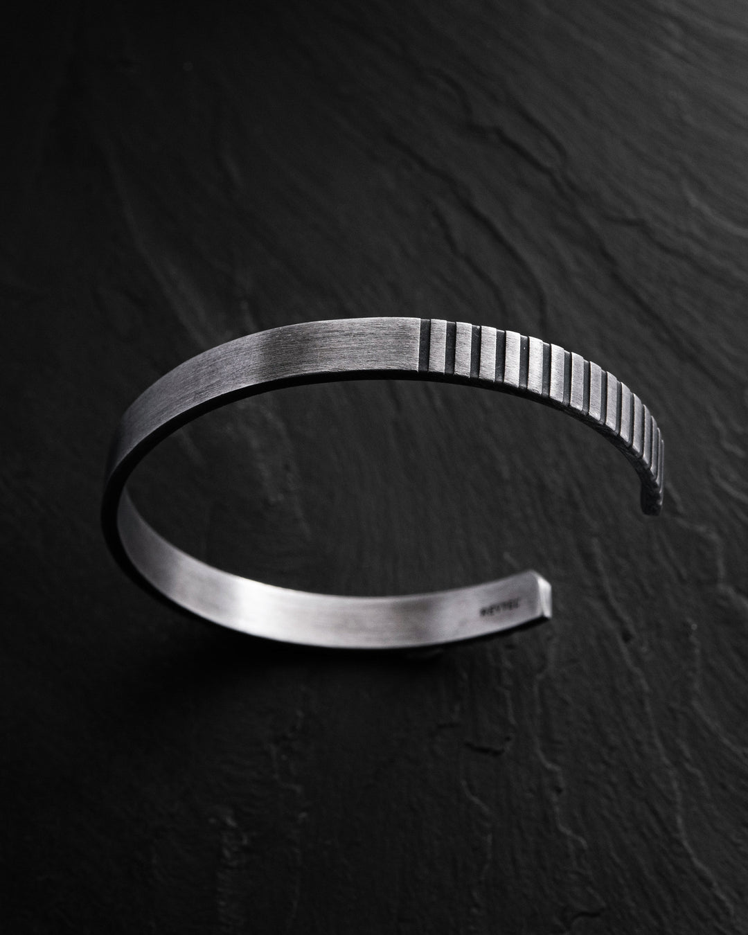 Silver bangle ZYKLUS