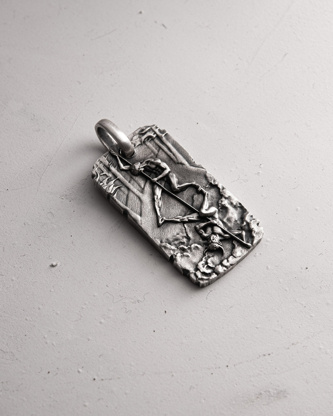 Silver pendant BOXE OMBRA