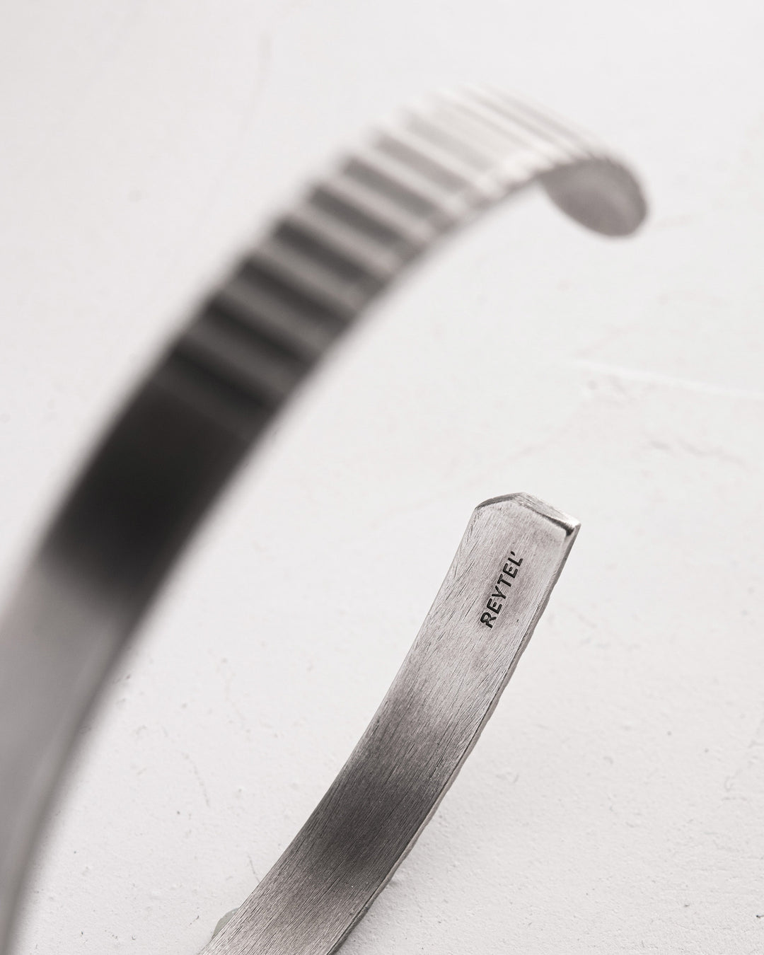 Silver bangle ZYKLUS