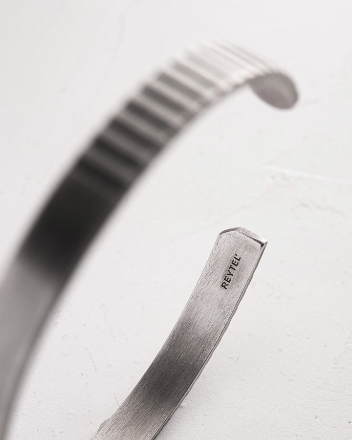 Silver bangle ZYKLUS