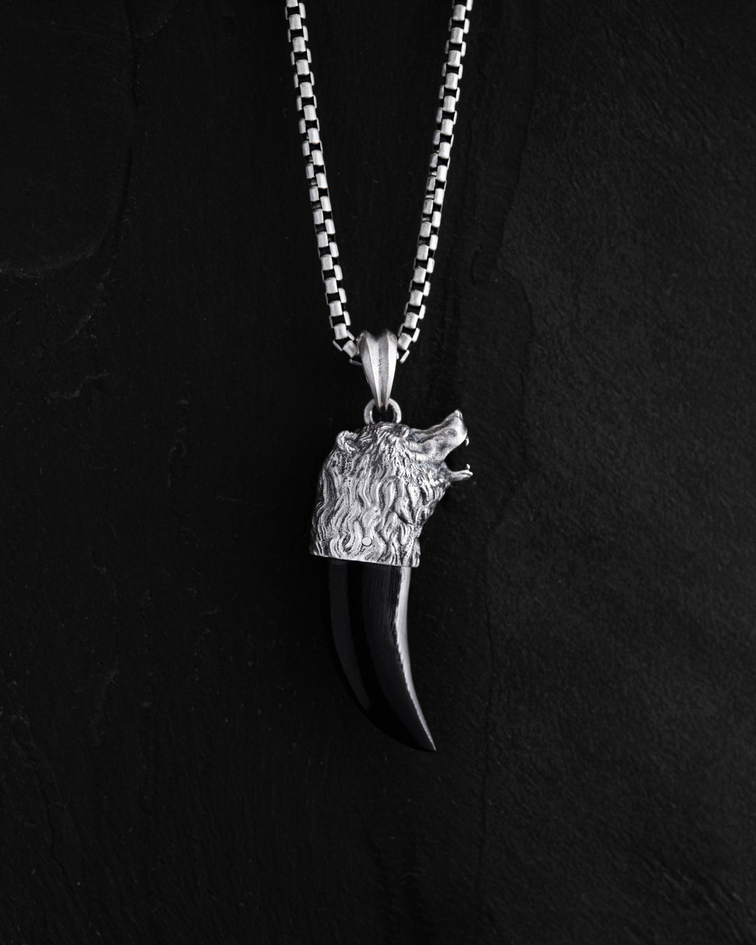 Silver pendant BEAR CLAW
