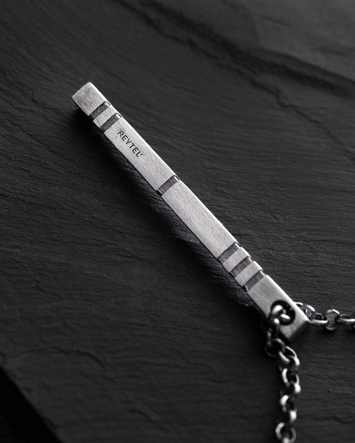 Silver pendant on chain SCELTA