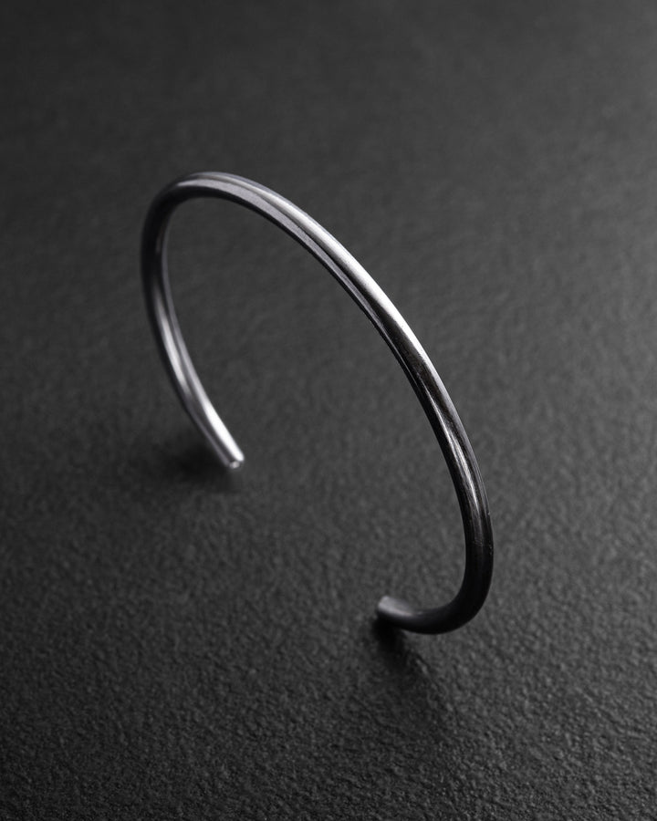 Silver bangle MEKTIG