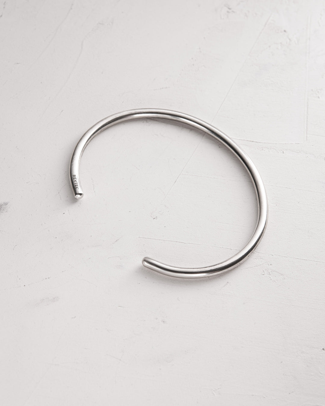 Silver bangle MEKTIG