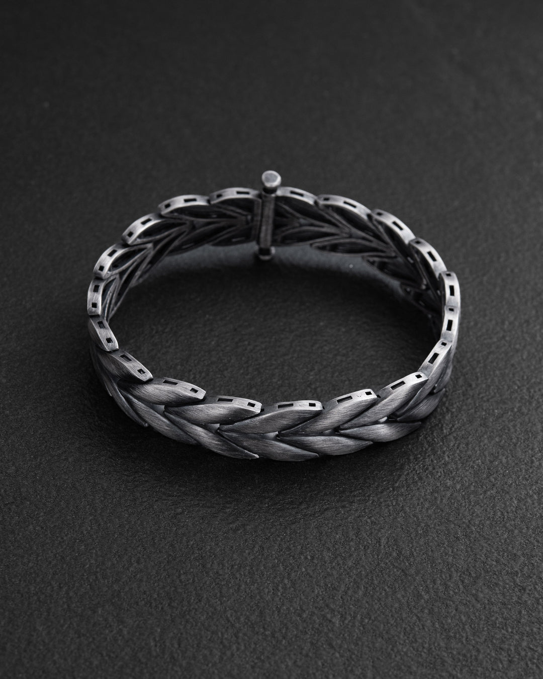 2b20d47ff98ad95988774b2399cea8f4