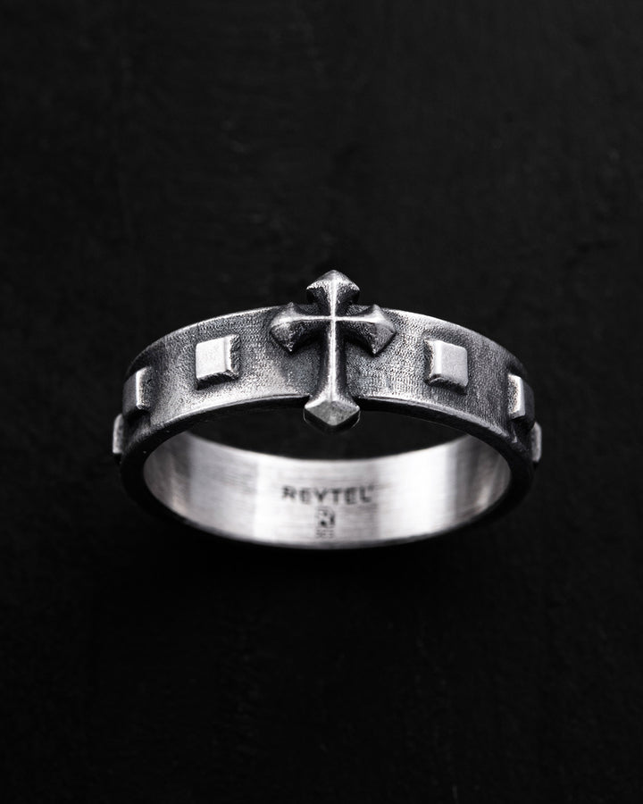 Silver ring ROSARIUM