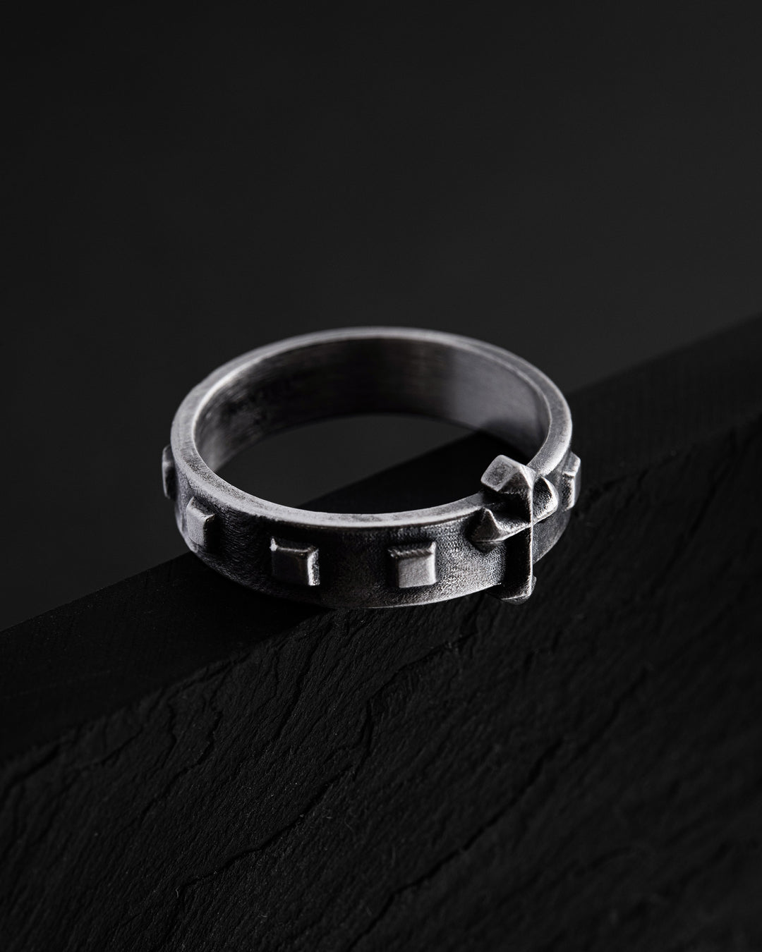 Silver ring ROSARIUM