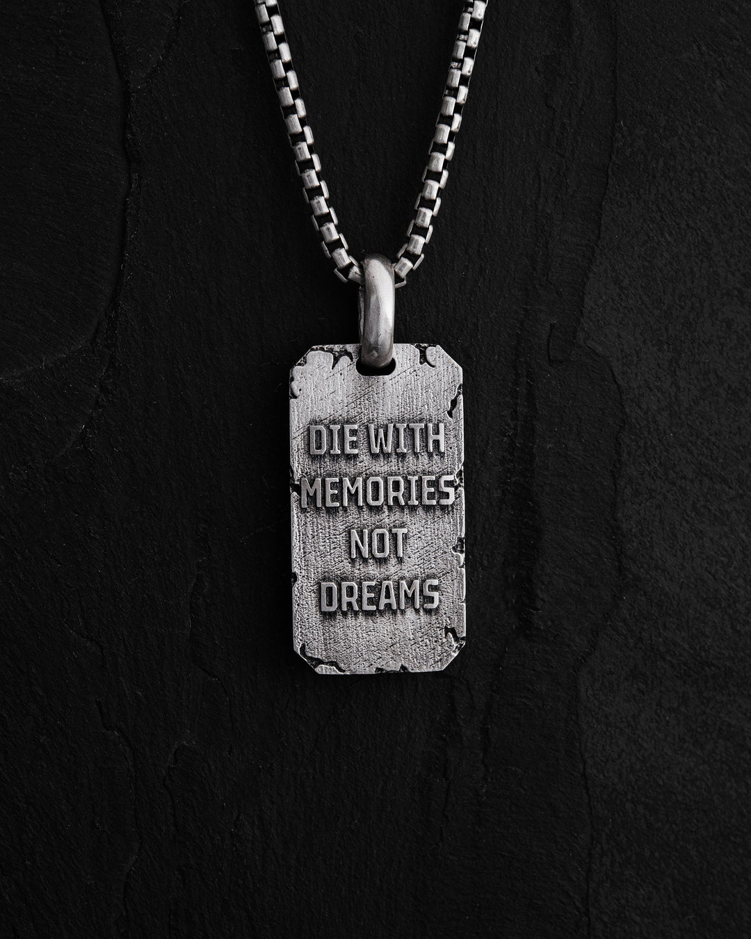 Silver pendant REMINDER