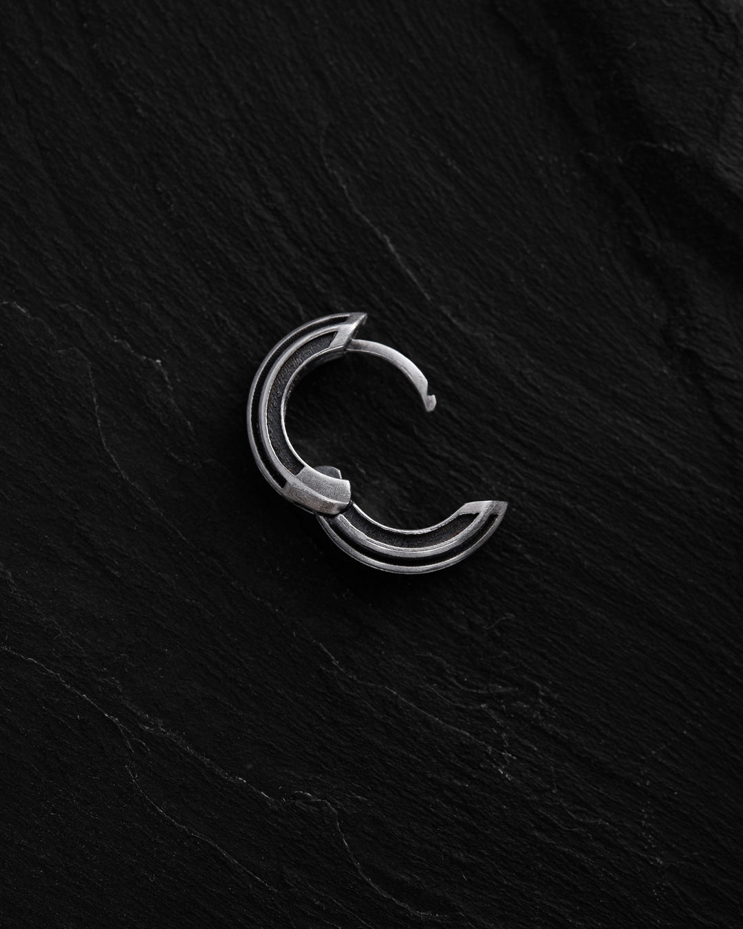Silver earring - ring FOCUS