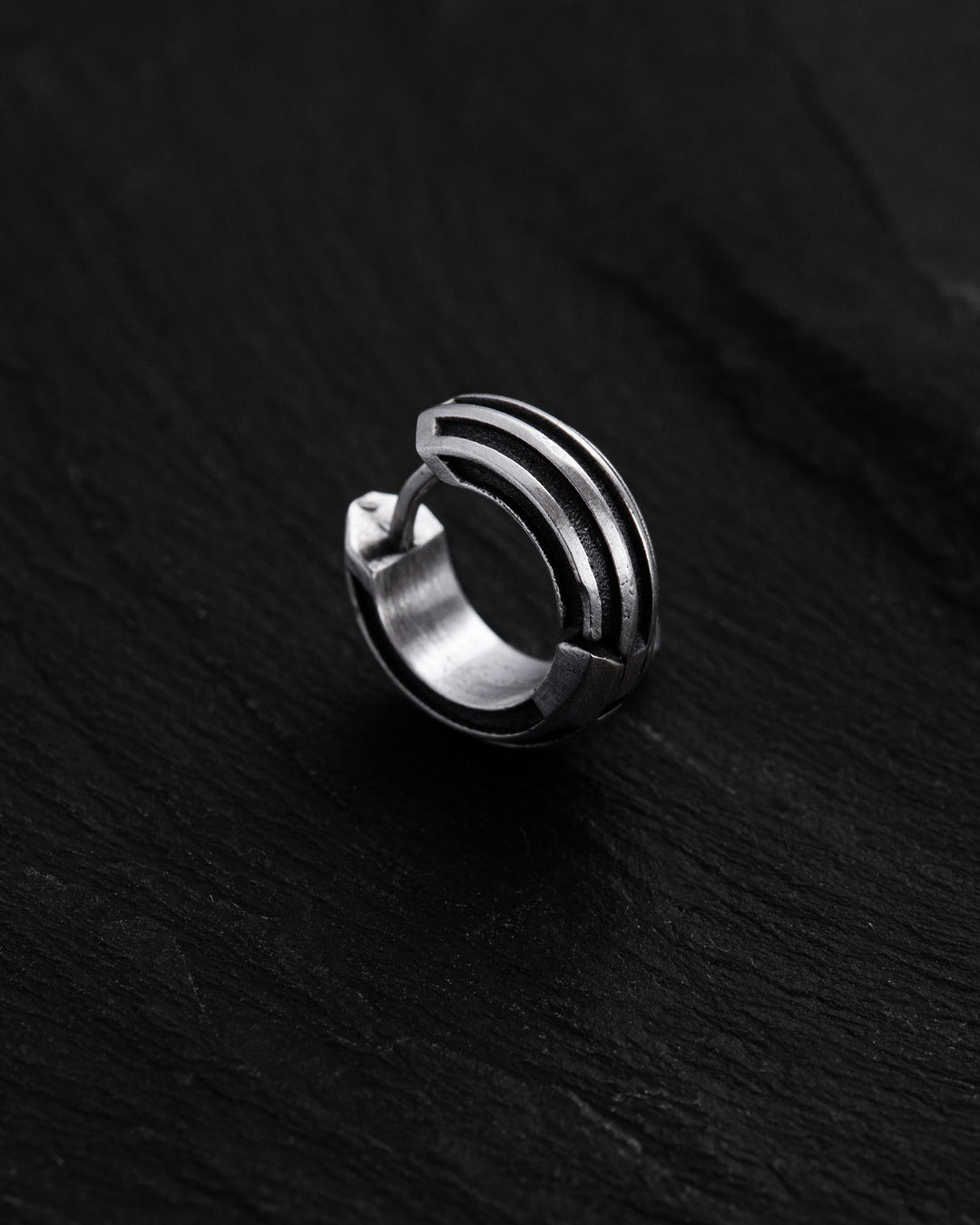 Silver earring - ring FOCUS