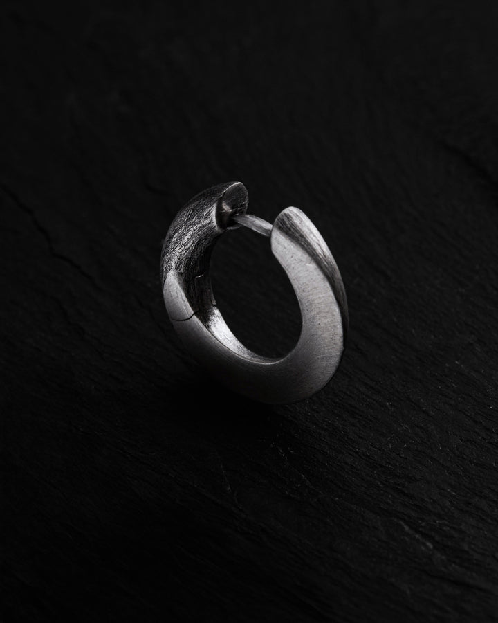 Silver earring - ring RELEASE