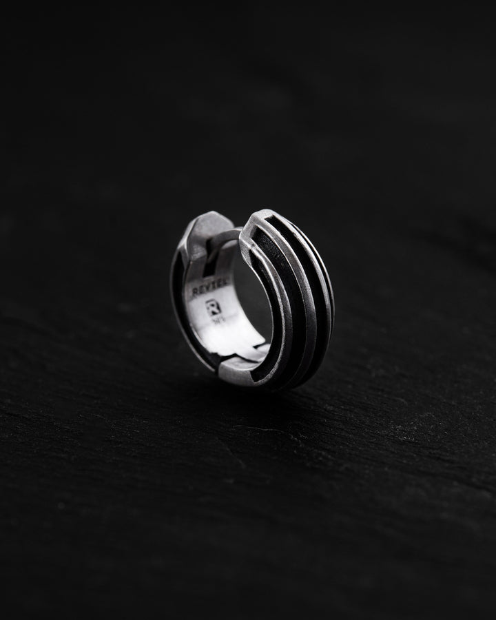 Silver earring - ring FOCUS