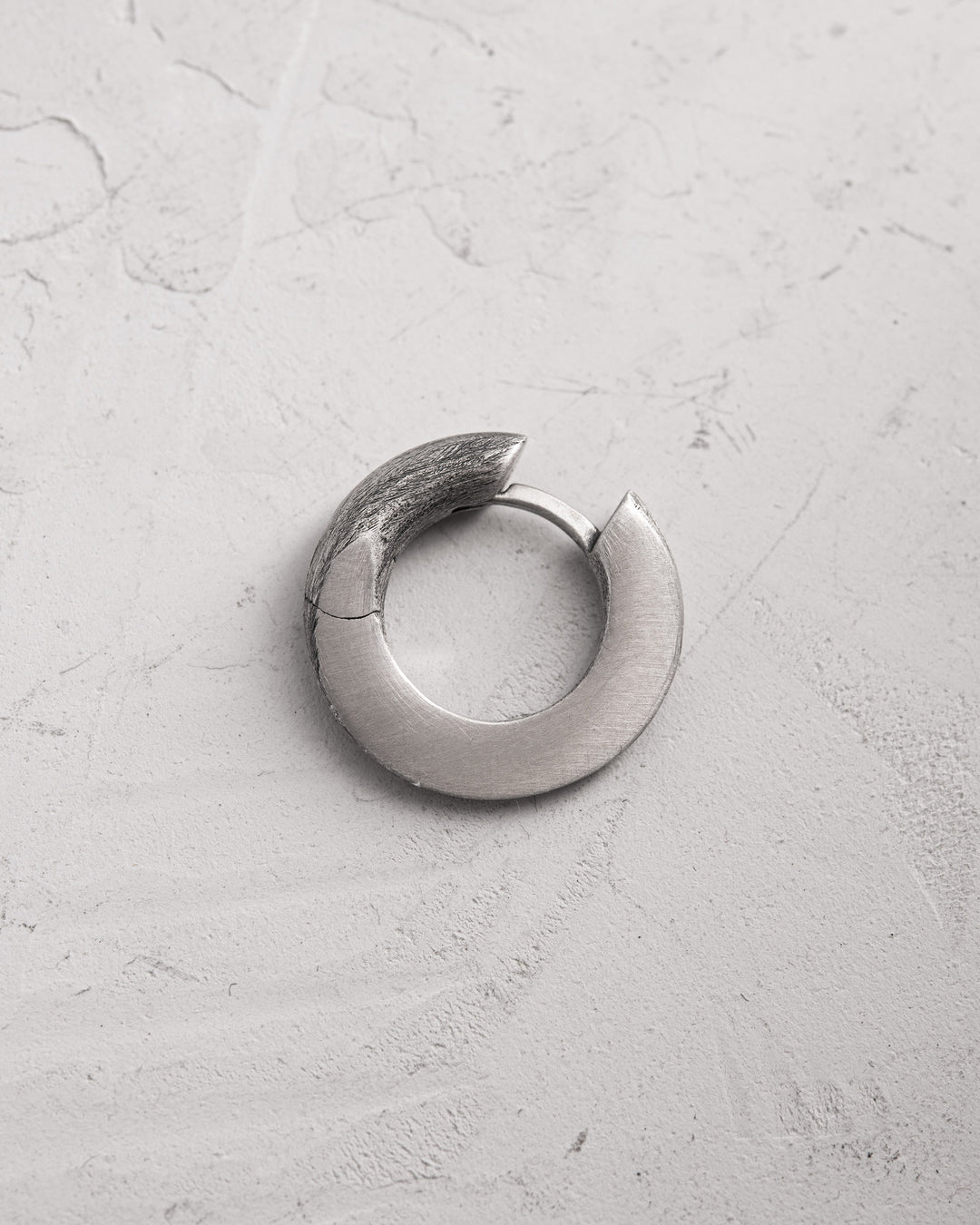 Silver earring - ring RELEASE