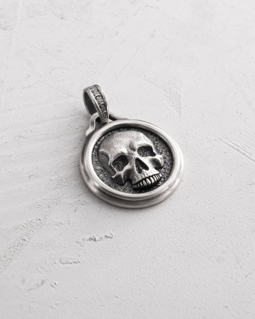 Silver pendant AETERNUM