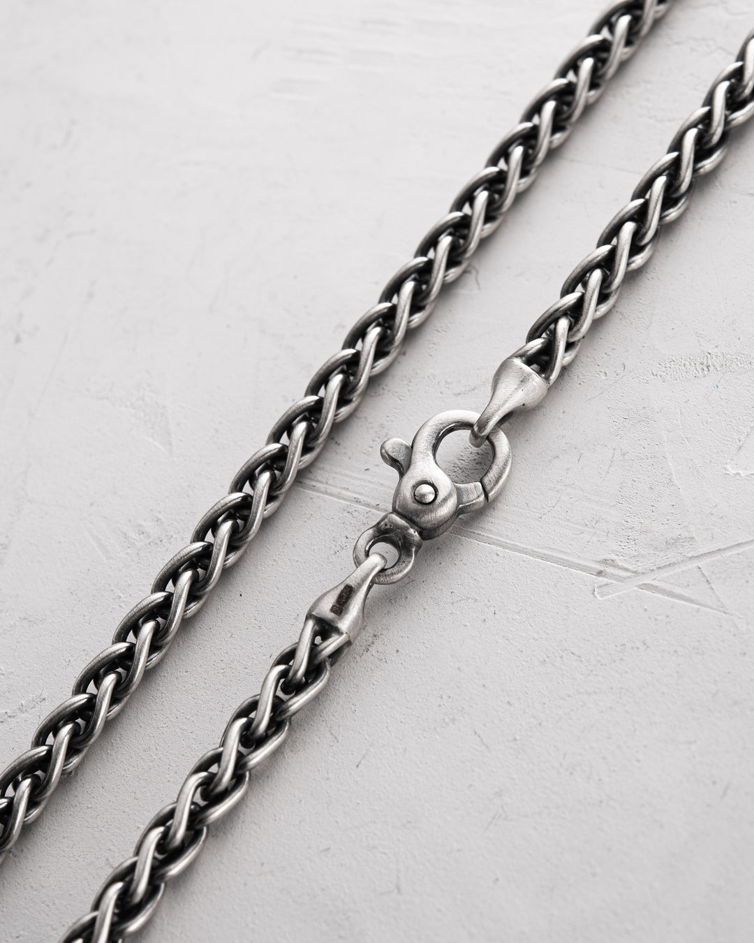 Silver chain APEIRO