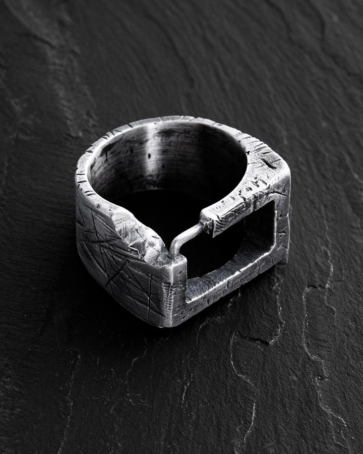 c37447f0f7d8b1e3276e97bf136fda27