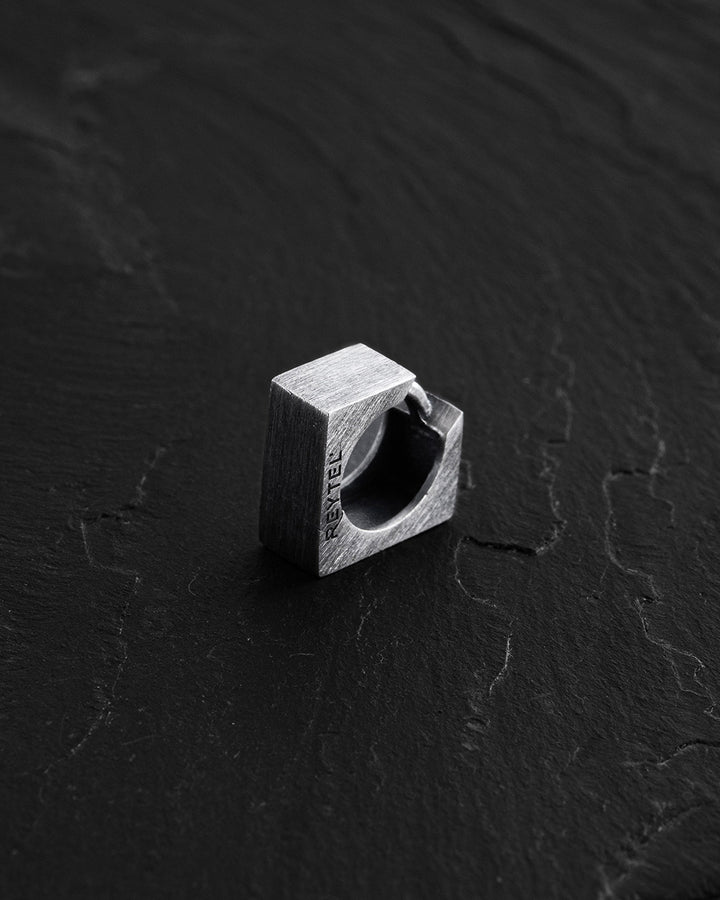 82707322c16a046e7eb843244f895ab1