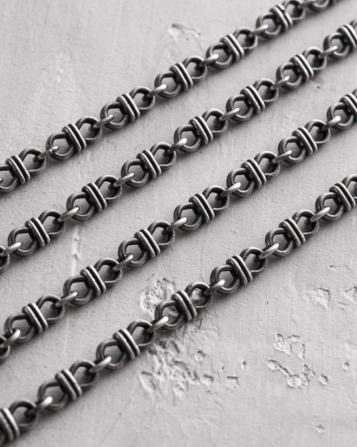 3d989cc5f7786d34216743c854636559