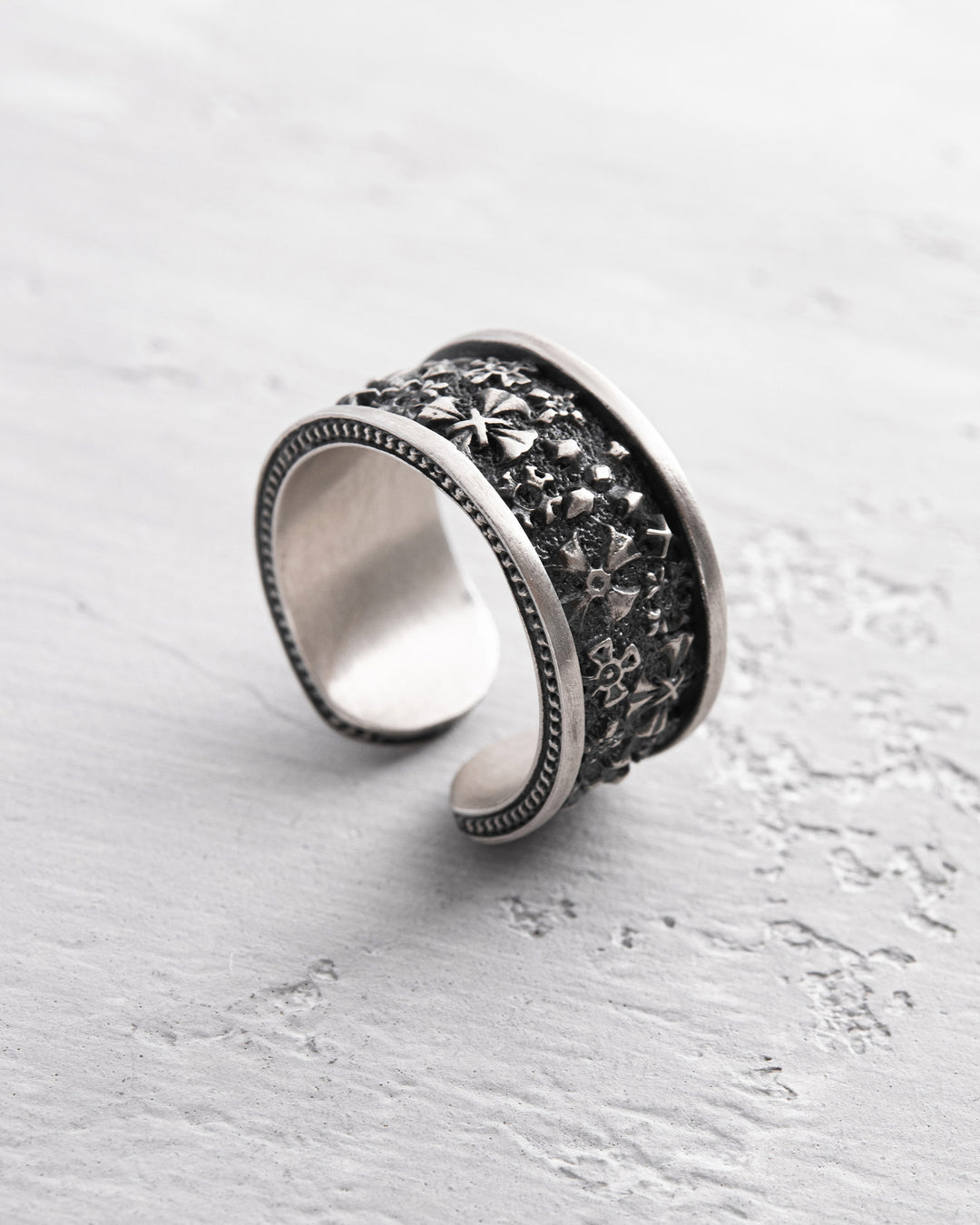 beb7204e09d625d753e28daff6343358