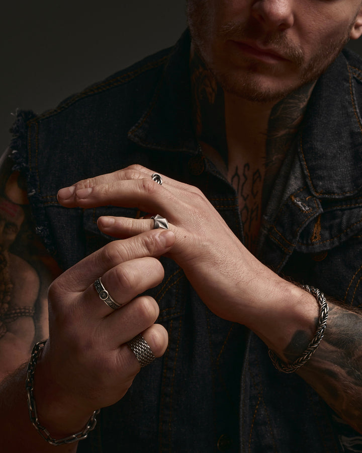 efb819cc4b795323ecd3df1d5e333ad5